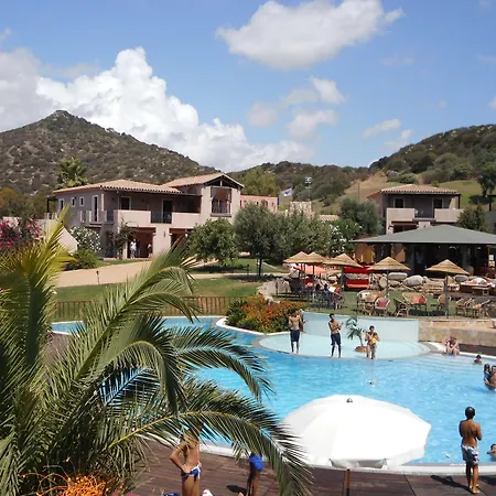 Apart-hotel S'incantu 3*