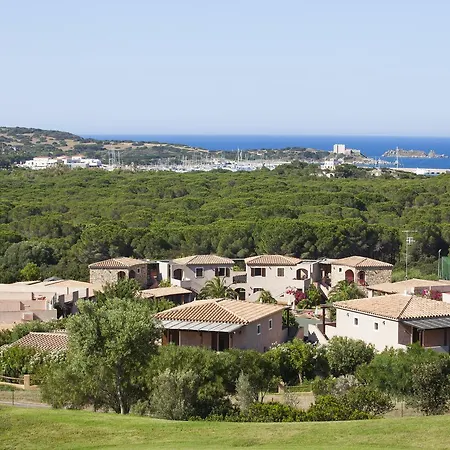 Hotel apartamentowy S'incantu